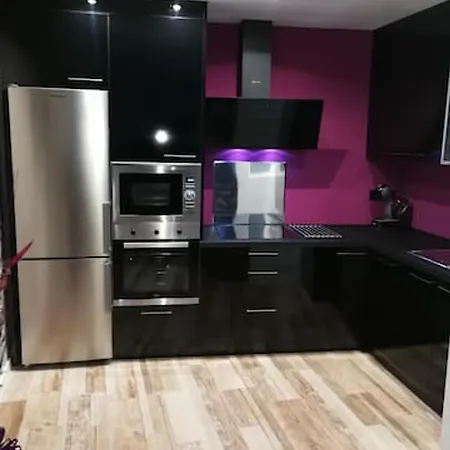 Διαμέρισμα Spacious In Palmas 80 M² With Air Conditioning *