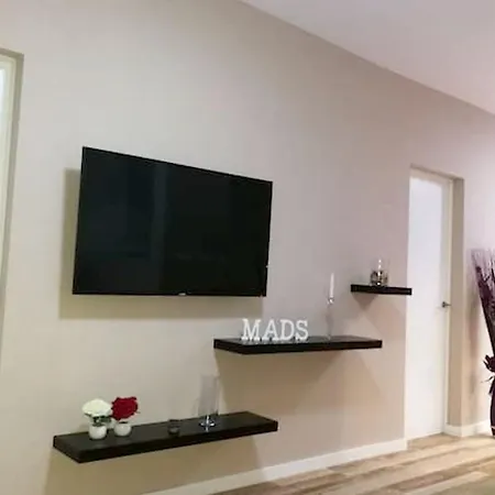 Spacious In Palmas Air Conditioned 80 M² Parking Apartment Las Palmas de Gran Canaria
