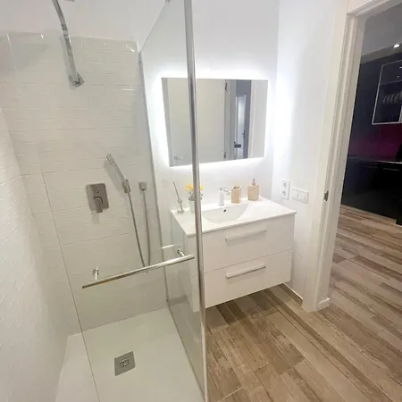 Spacious In Palmas 80 M² With Air Conditioning Apartman Las Palmas de Gran Canaria