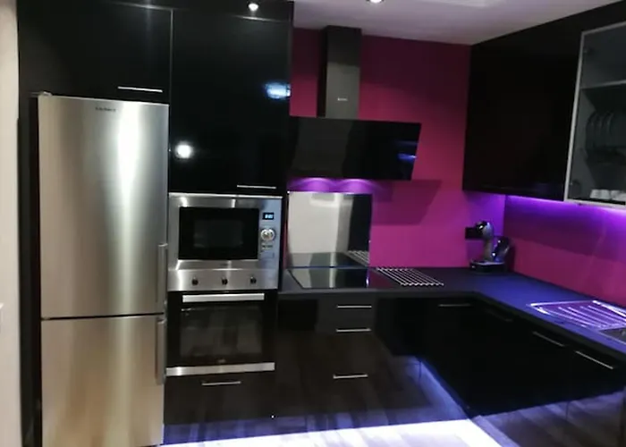 Spacious In Palmas 80 M² With Air Conditioning