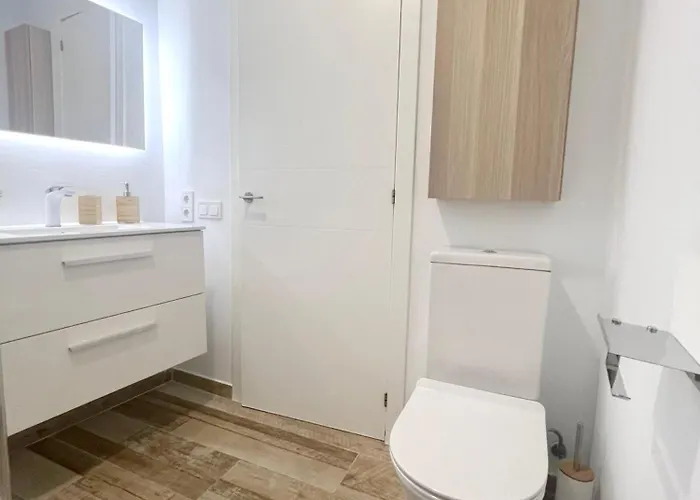 Spacious In Palmas 80 M² With Air Conditioning * Las Palmas de Gran Canaria