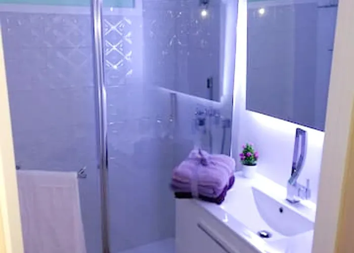 Spacious In Palmas 80 M² With Air Conditioning *